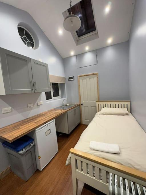 Cosy Quiet Single Studio Merton  Экстерьер фото